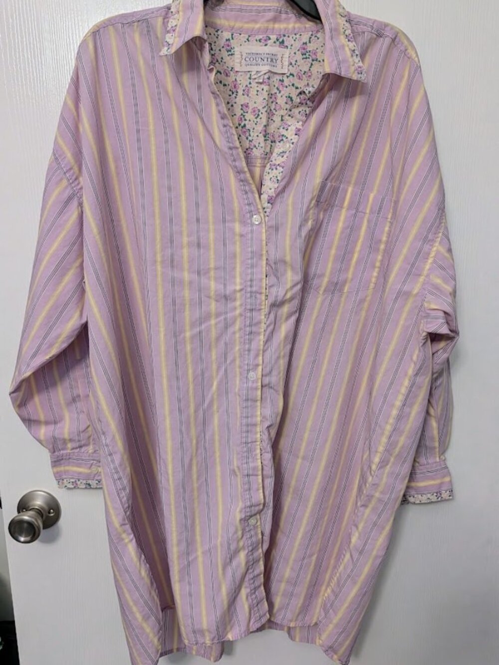 Victoria's Secret pink‎ striped night shirt, cover-up Size L